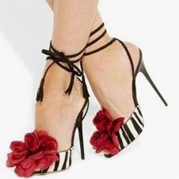 Сексуальные черные белые женские босоножки с цветочным узором на высоком каблуке и ремешком на щиколотке, женские модельные туфли, высококачественная женская летняя обувь